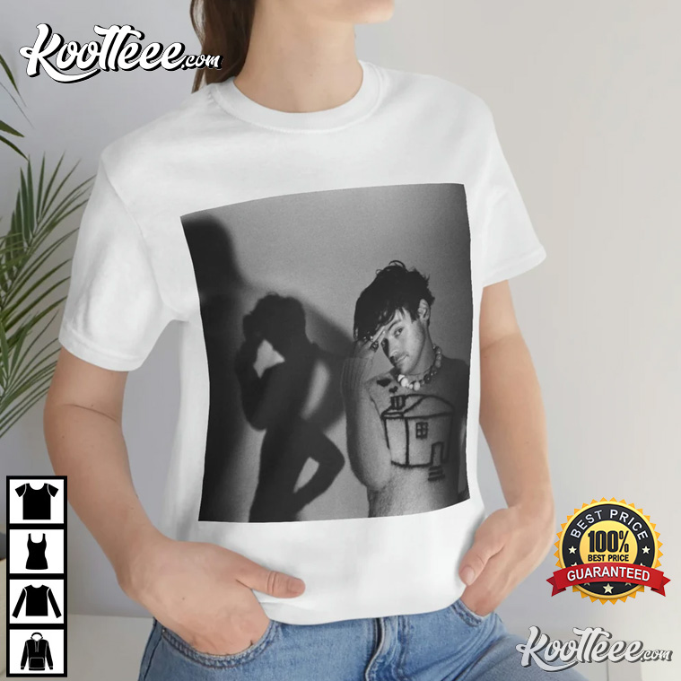 Harry Styles Harry’s House Black And White Merch T-shirt